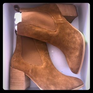 Steve Madden Addy cognac suede bootie